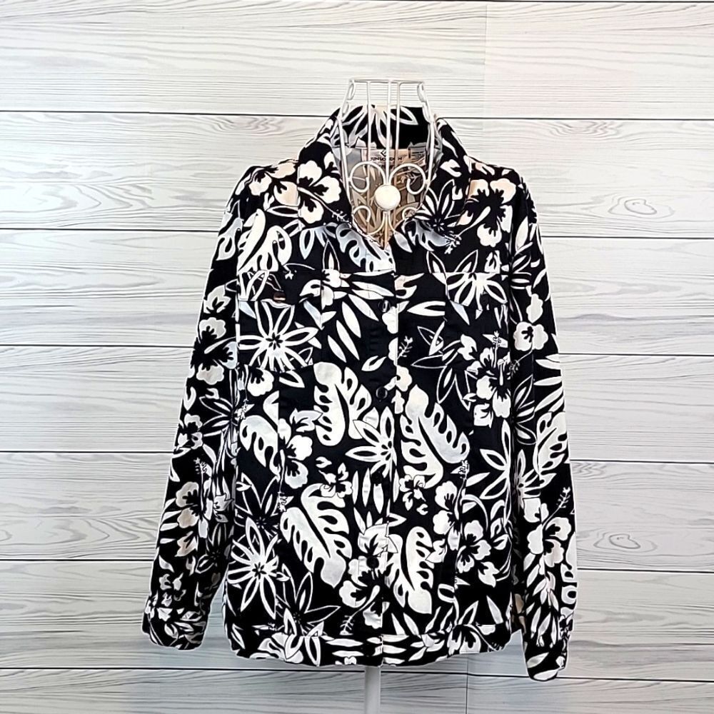 Erin London black and white floral print blazer Size XL